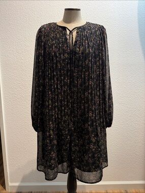 a new day Black Floral Pleated Long-Sleeve Keyhole Dress